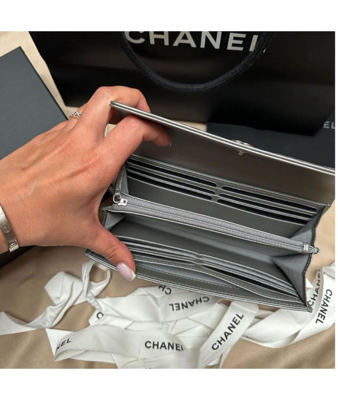 CHANEL Серебряный кожаный кошелек, фото 5