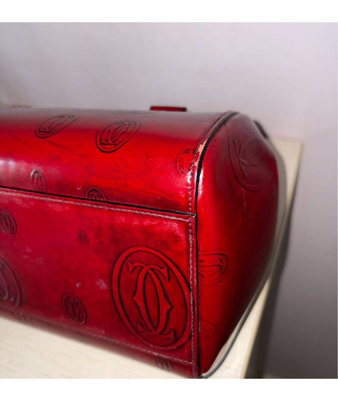 CARTIER Красная сумка с короткими ручками из лакированной кожи, фото 6