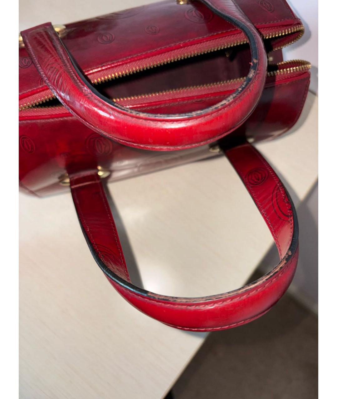 CARTIER Красная сумка с короткими ручками из лакированной кожи, фото 7