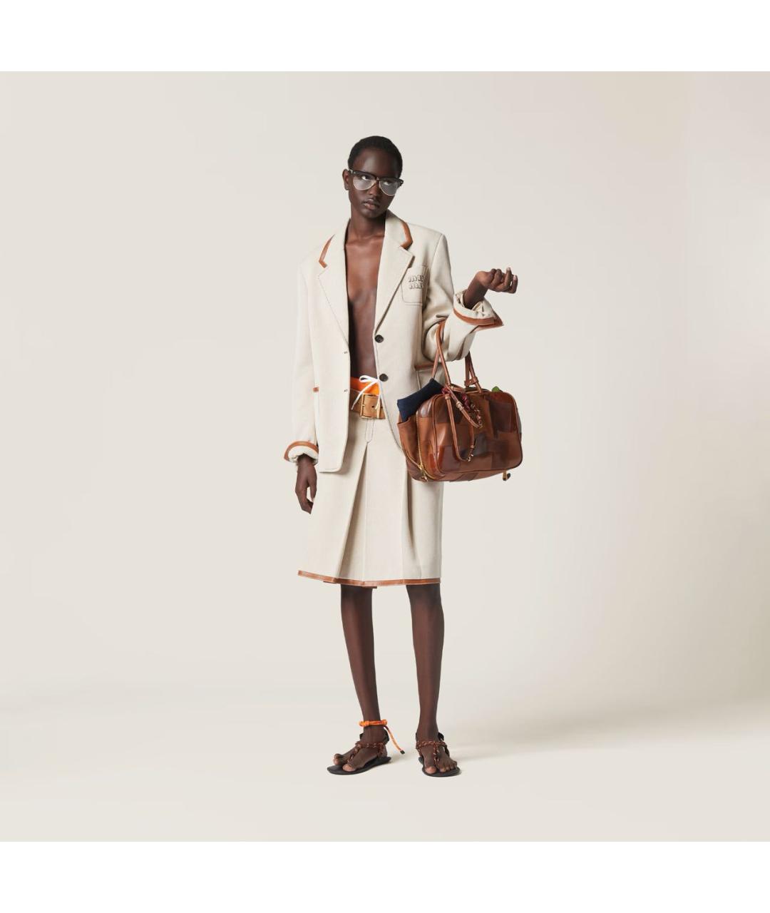 MIU MIU Коричневая кожаная сумка с короткими ручками, фото 5