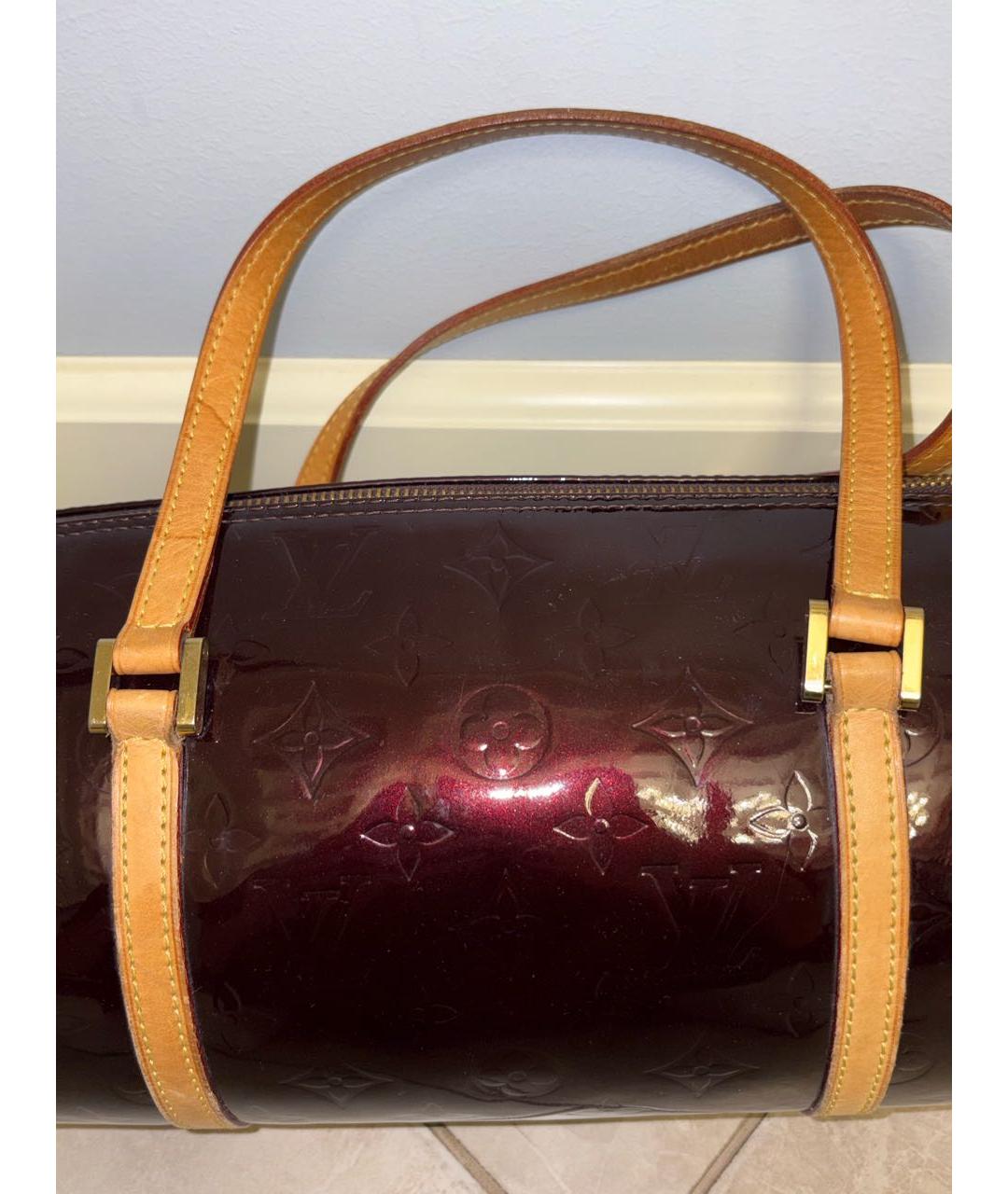 LOUIS VUITTON Бордовая сумка с короткими ручками из лакированной кожи, фото 4