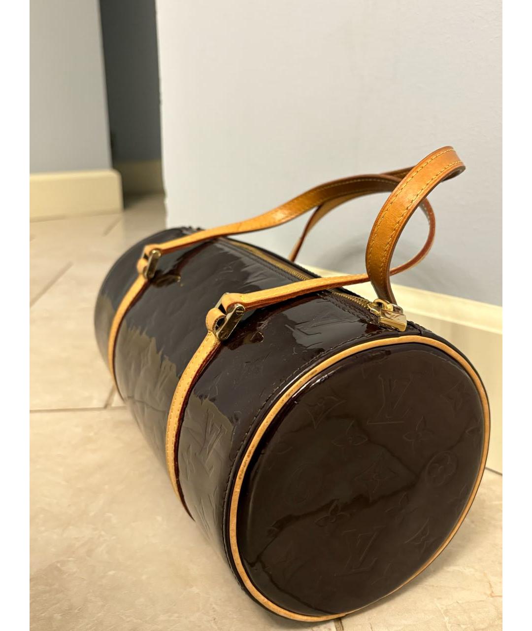 LOUIS VUITTON Бордовая сумка с короткими ручками из лакированной кожи, фото 2