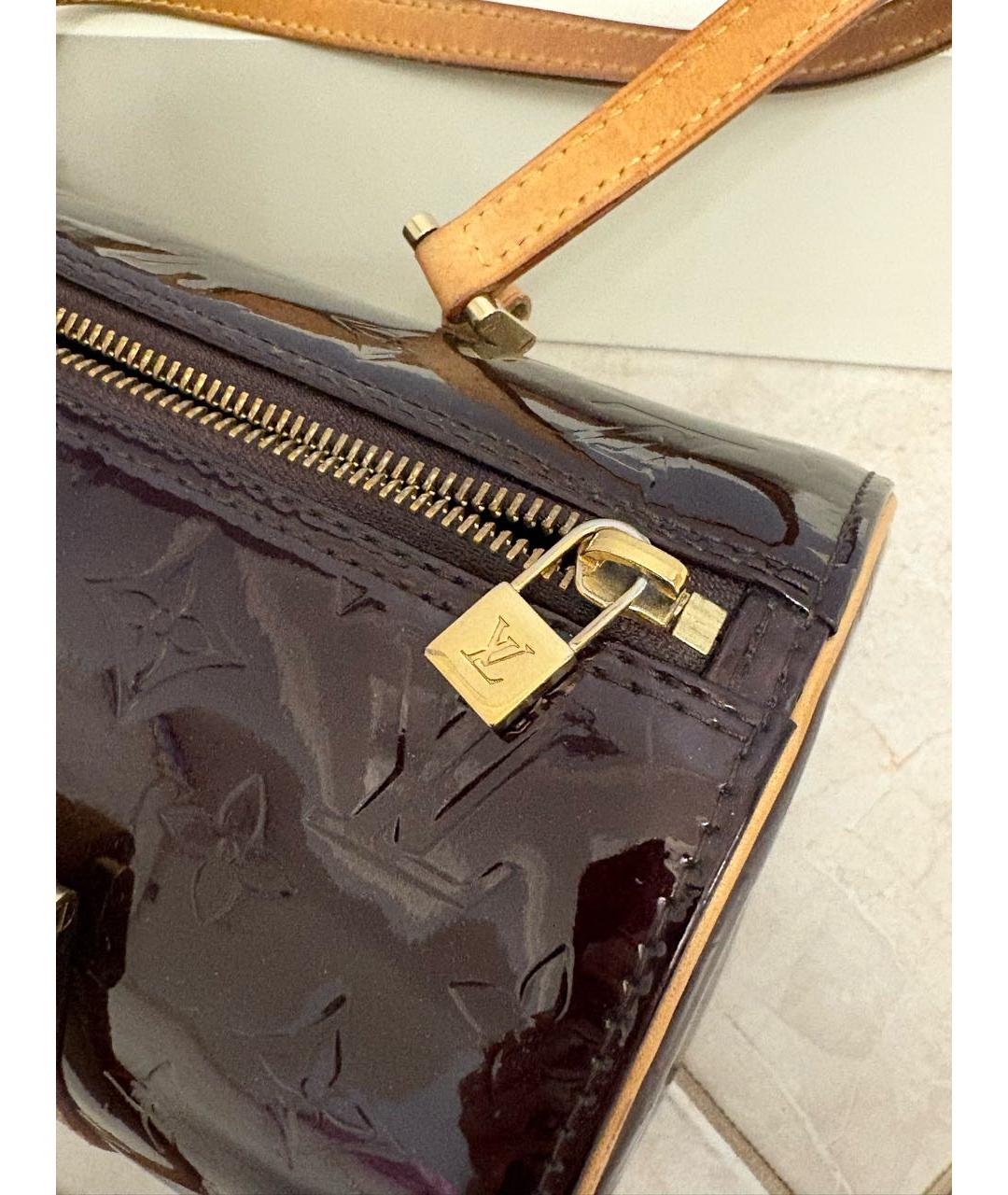 LOUIS VUITTON Бордовая сумка с короткими ручками из лакированной кожи, фото 7