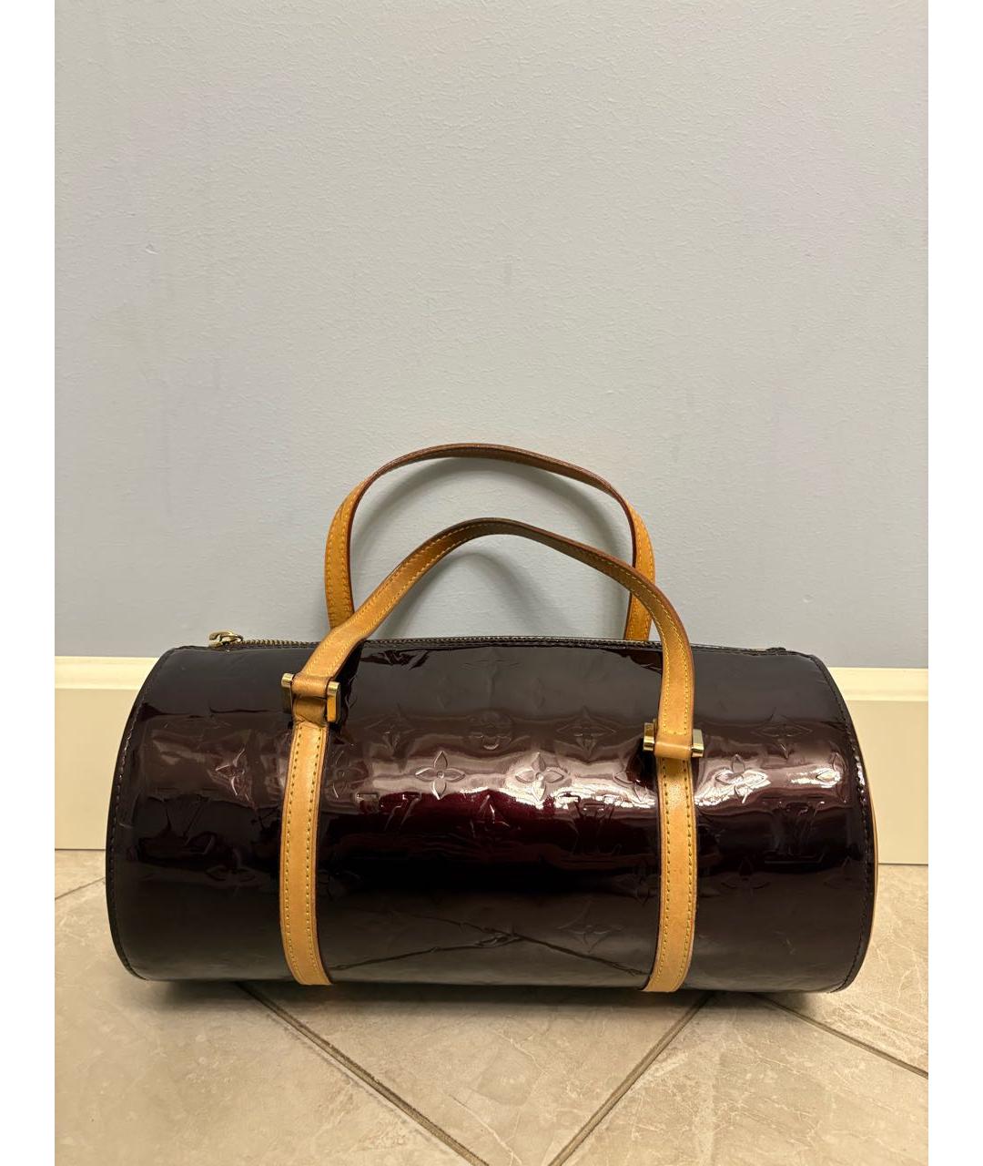 LOUIS VUITTON Бордовая сумка с короткими ручками из лакированной кожи, фото 8