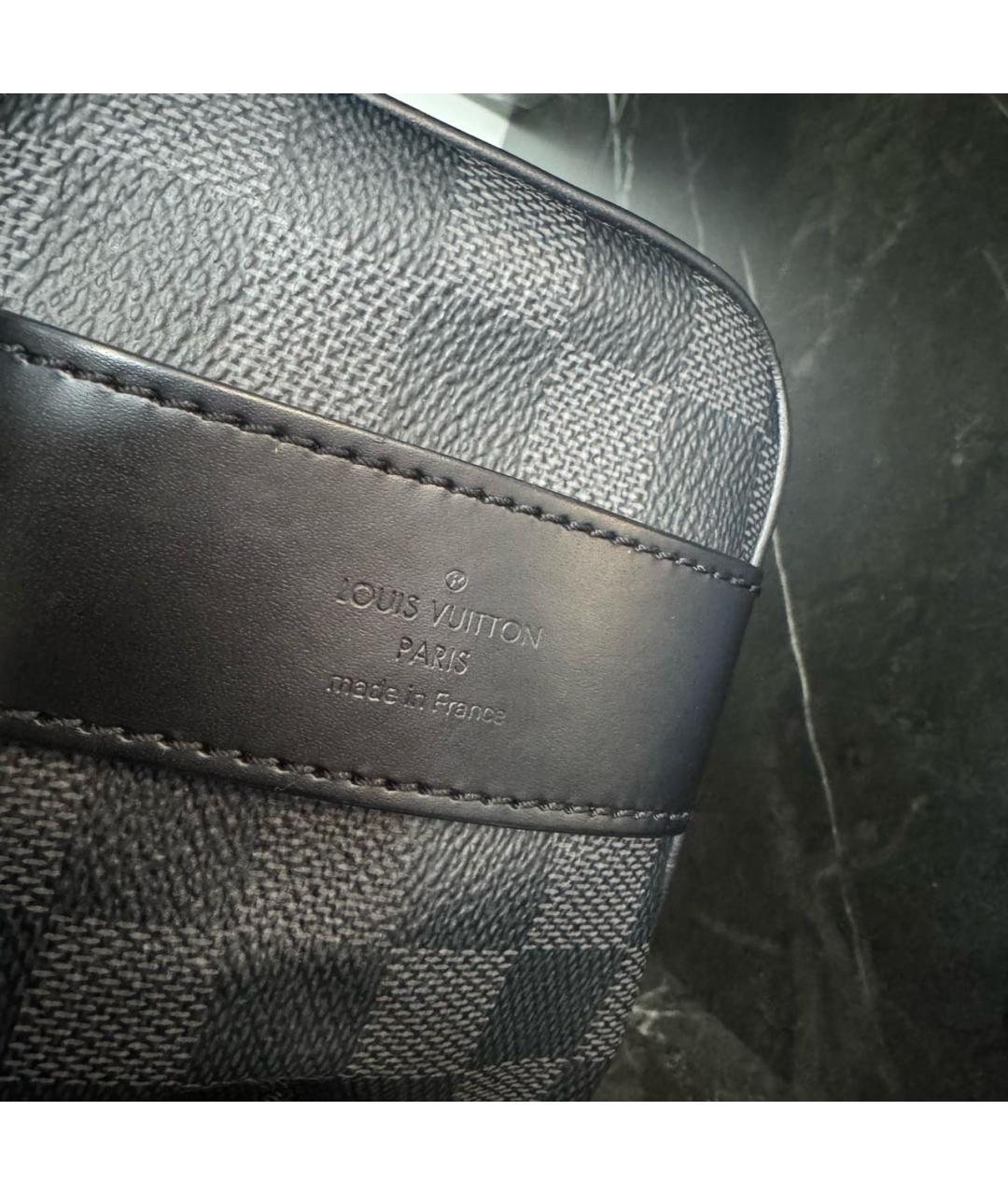 LOUIS VUITTON Черная кожаная сумка на плечо, фото 6
