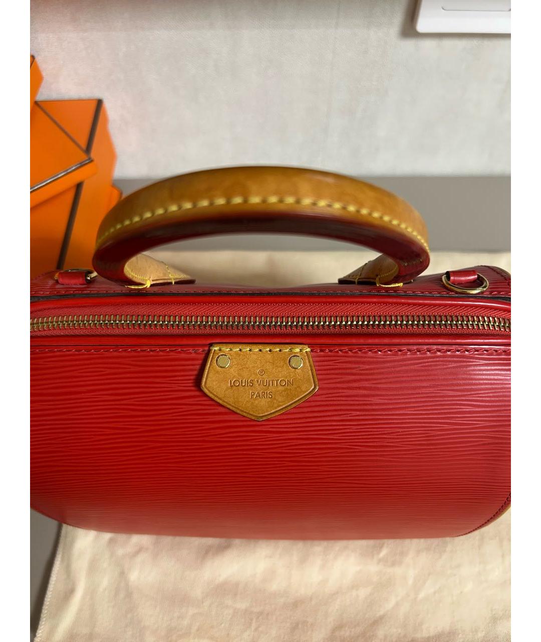 LOUIS VUITTON Красная кожаная сумка с короткими ручками, фото 5