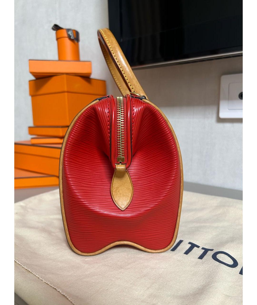 LOUIS VUITTON Красная кожаная сумка с короткими ручками, фото 6