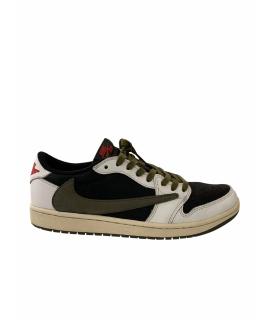 NIKE Низкие кроссовки / кеды