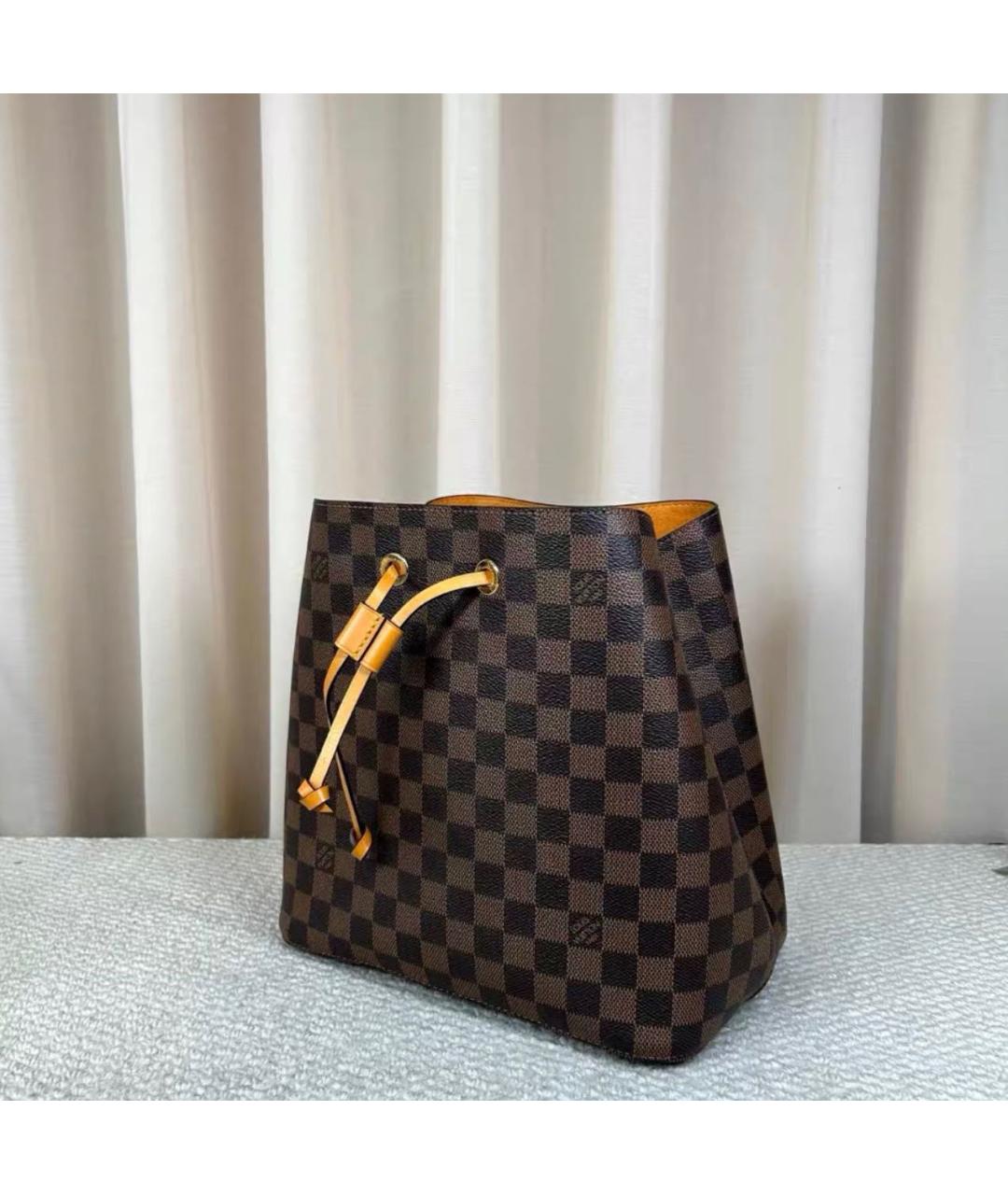 LOUIS VUITTON Коричневая кожаная сумка тоут, фото 3