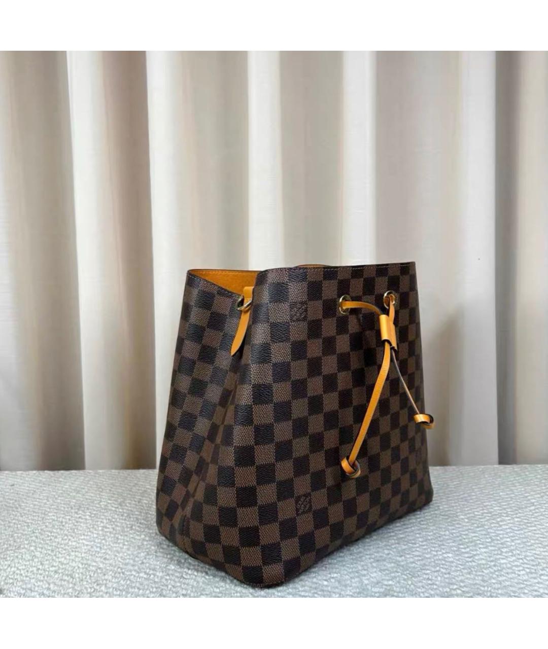 LOUIS VUITTON Коричневая кожаная сумка тоут, фото 5