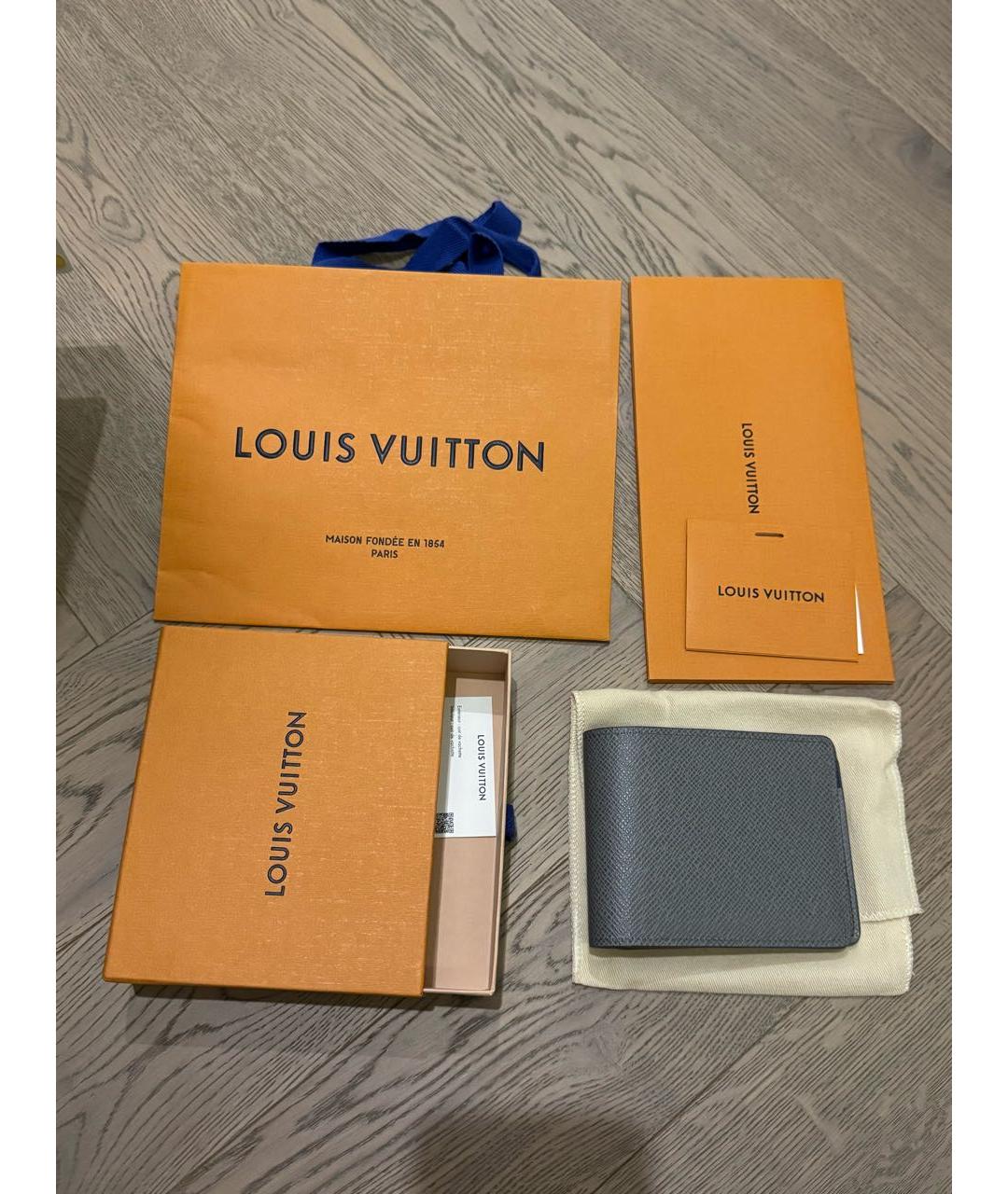 LOUIS VUITTON Серый кожаный кошелек, фото 4