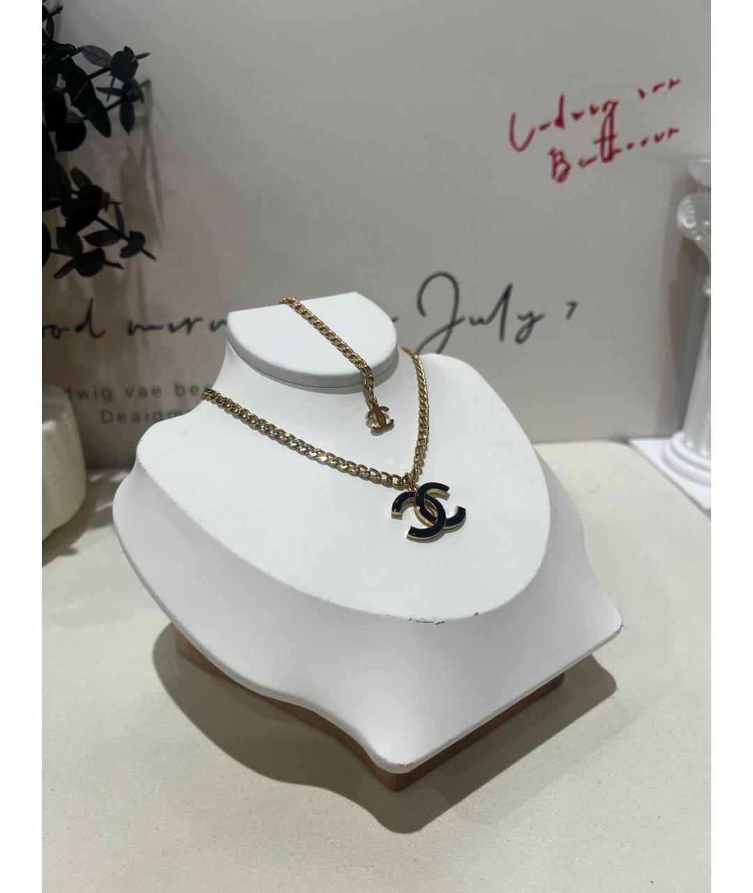 CHANEL Золотая металлическая подвеска, фото 3