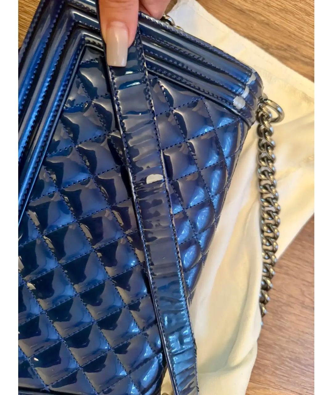 CHANEL Синяя сумка через плечо из лакированной кожи, фото 8