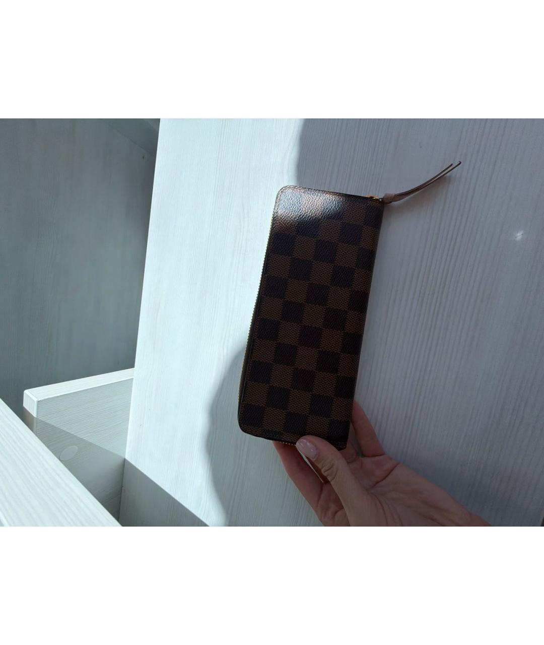 LOUIS VUITTON Коричневый кошелек, фото 2