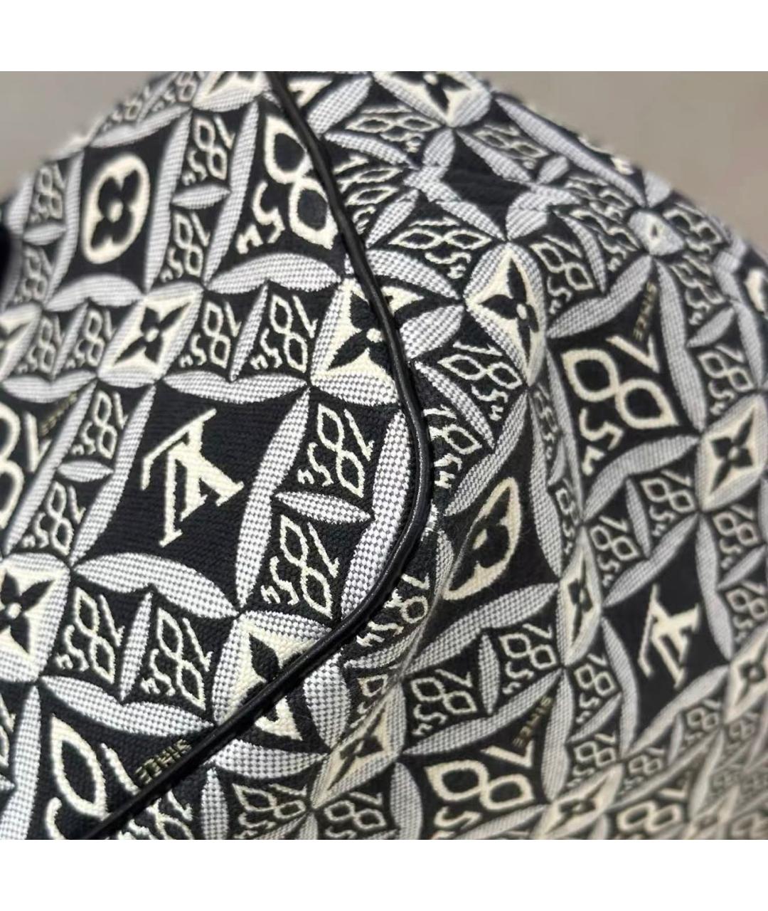 LOUIS VUITTON Черная кожаная сумка тоут, фото 7