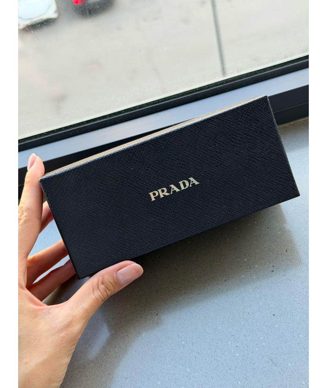 PRADA Серые солнцезащитные очки, фото 4