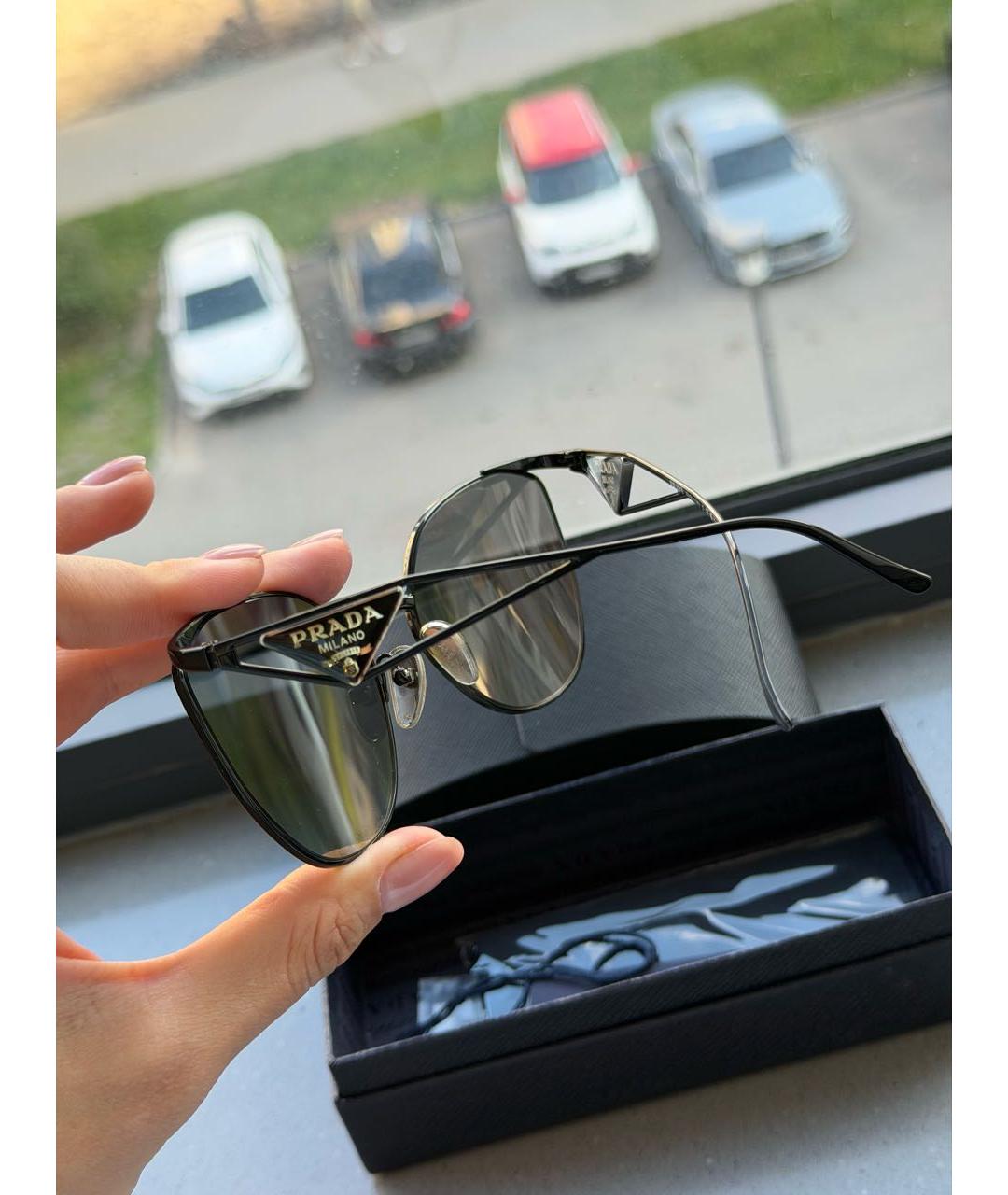 PRADA Серые солнцезащитные очки, фото 2
