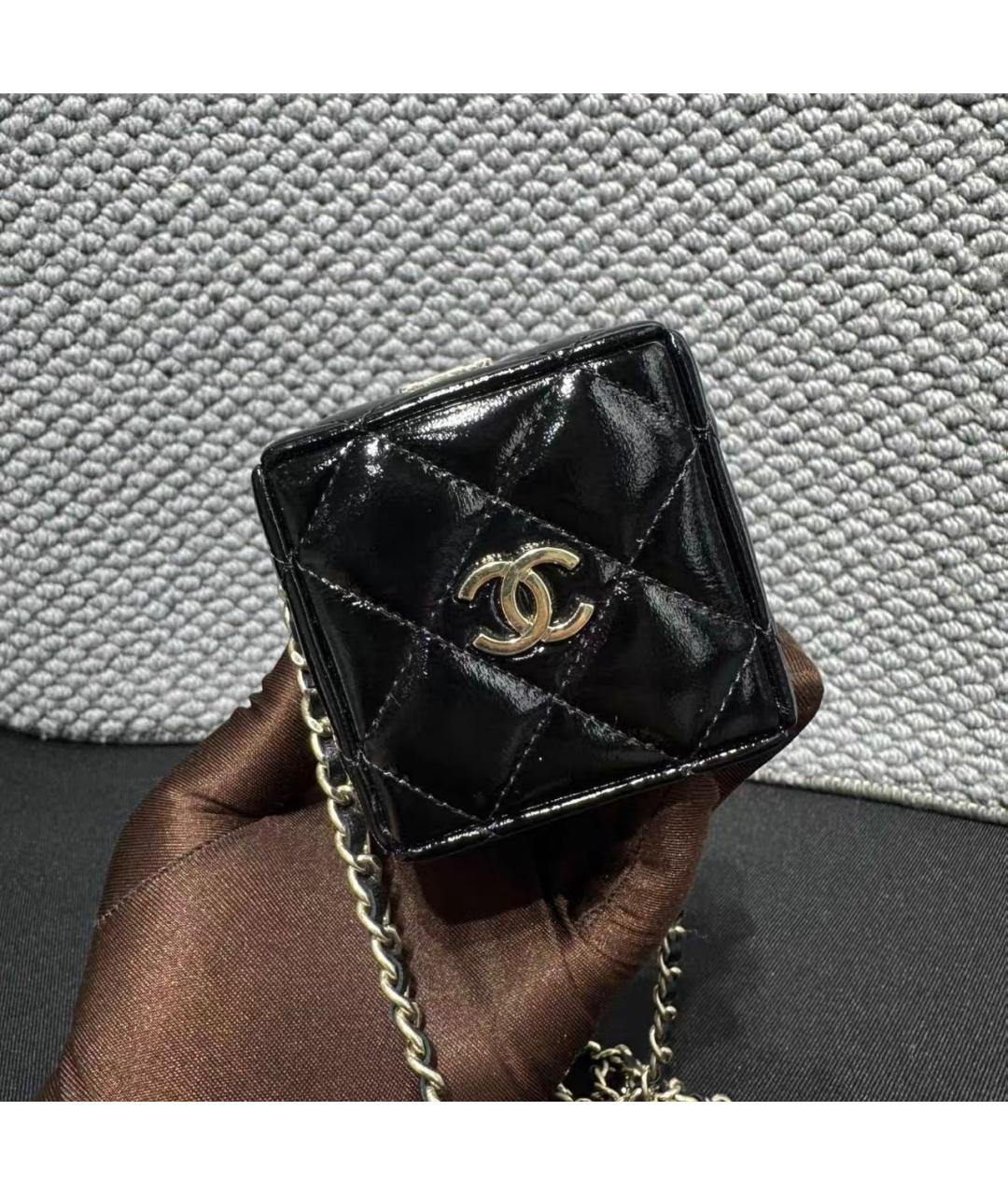 CHANEL Черная кожаная сумка через плечо, фото 4