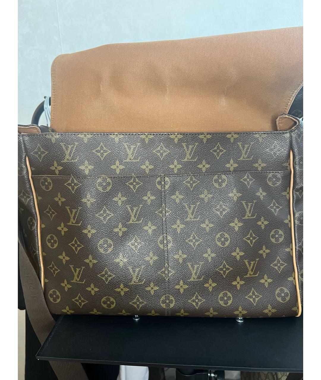 LOUIS VUITTON Коричневая сумка на плечо, фото 4