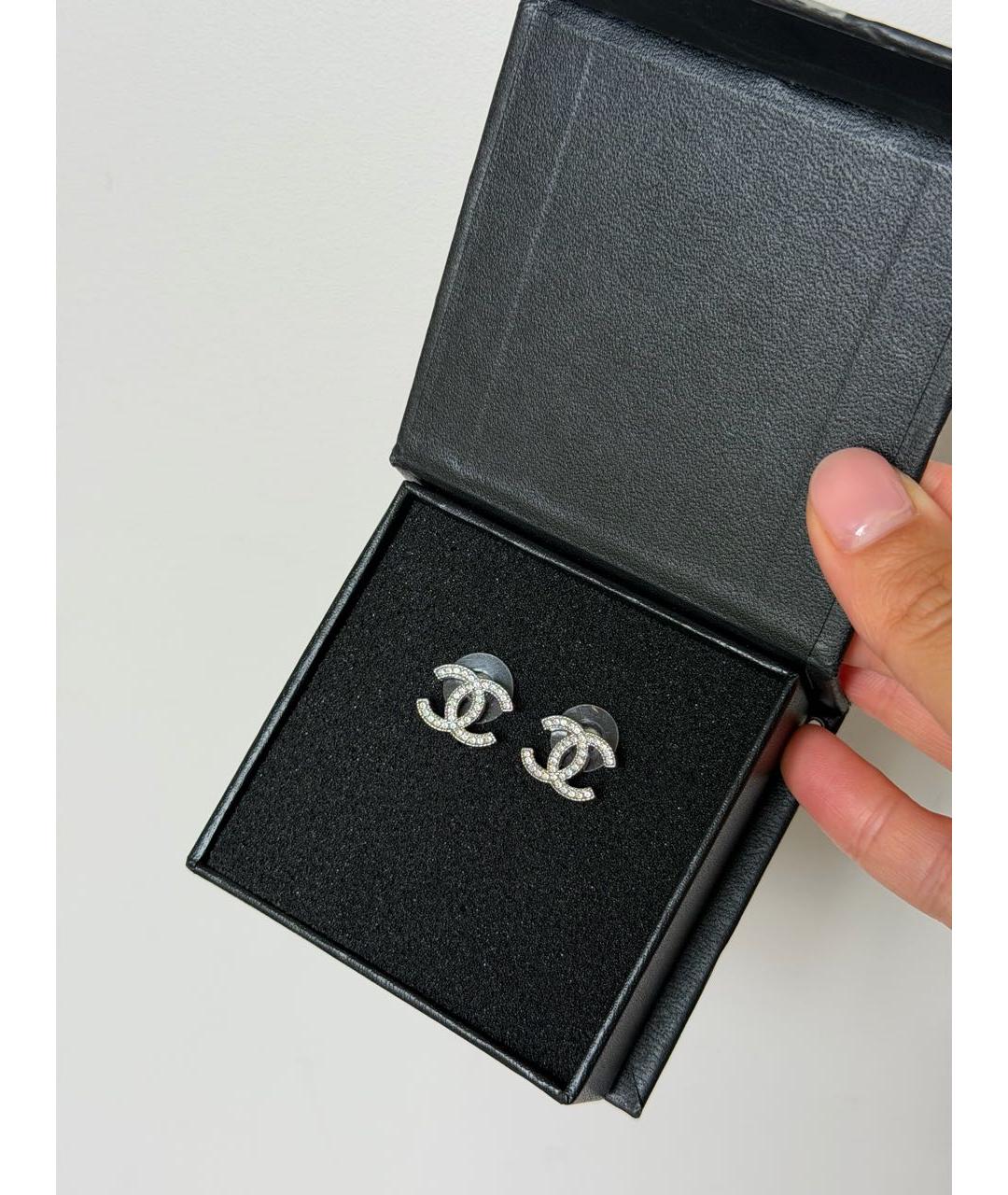CHANEL Серебряные металлические серьги, фото 3