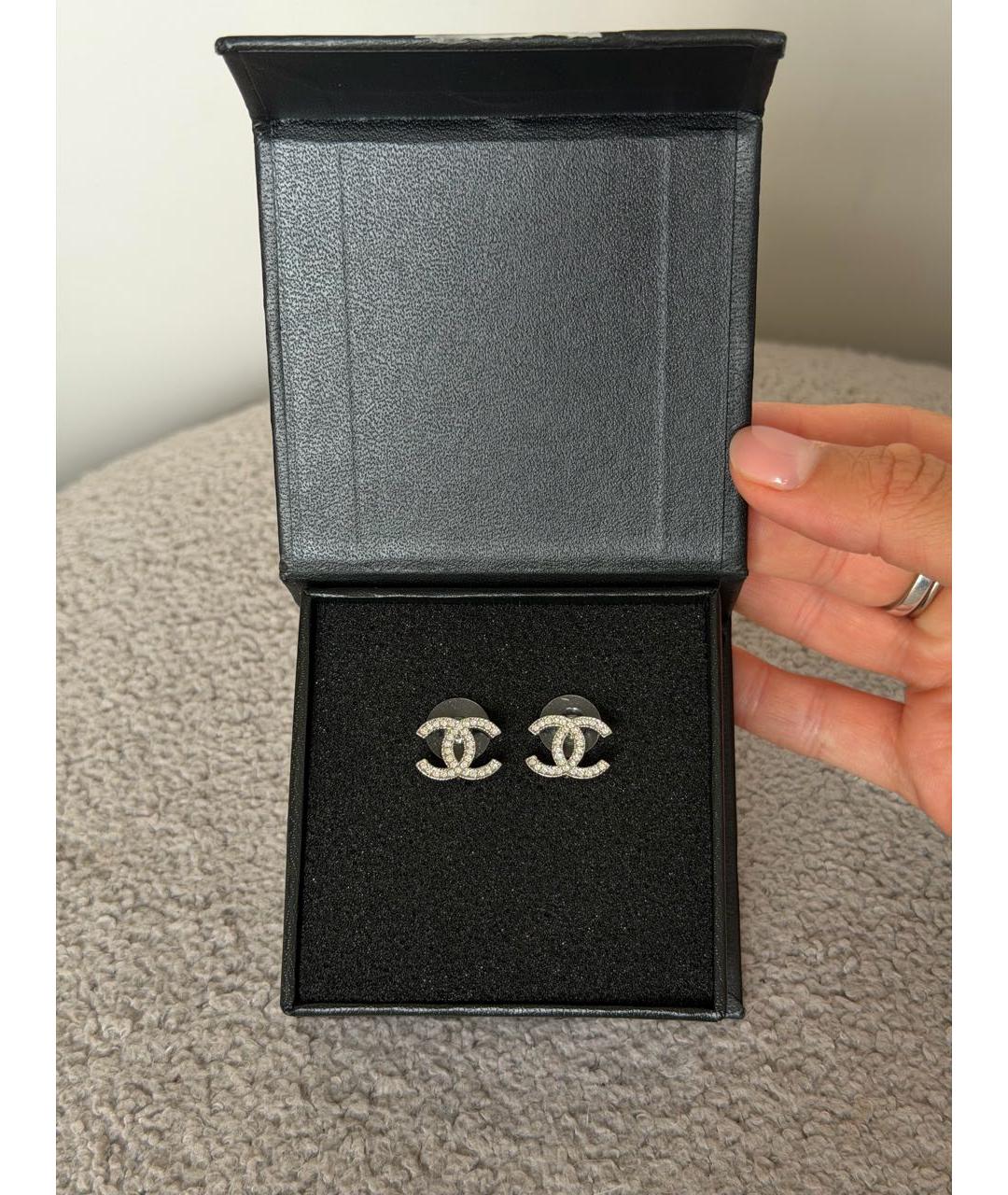 CHANEL Серебряные металлические серьги, фото 2