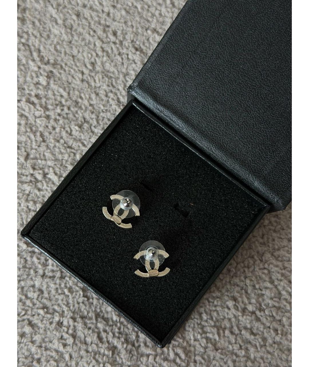 CHANEL Серебряные металлические серьги, фото 4