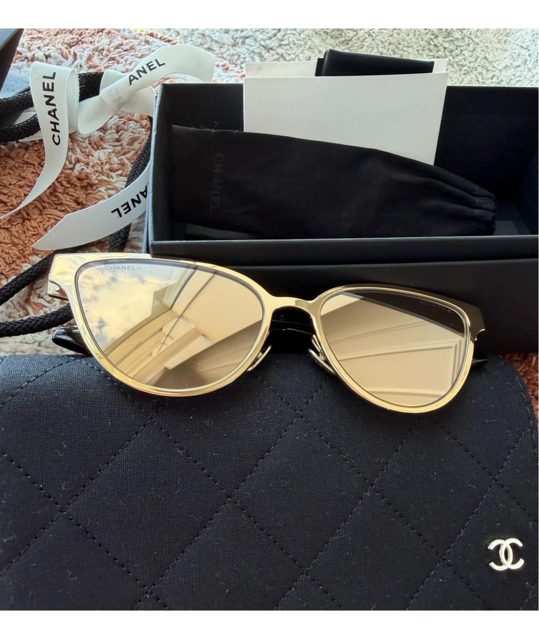 CHANEL Золотые металлические солнцезащитные очки, фото 3