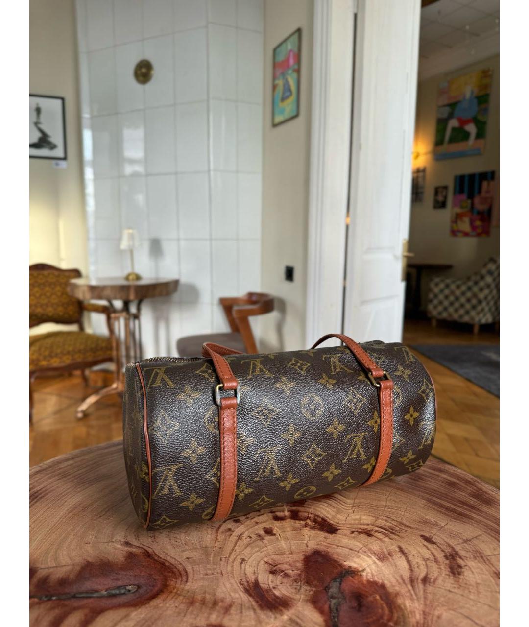 LOUIS VUITTON Коричневая сумка с короткими ручками из канвы, фото 2