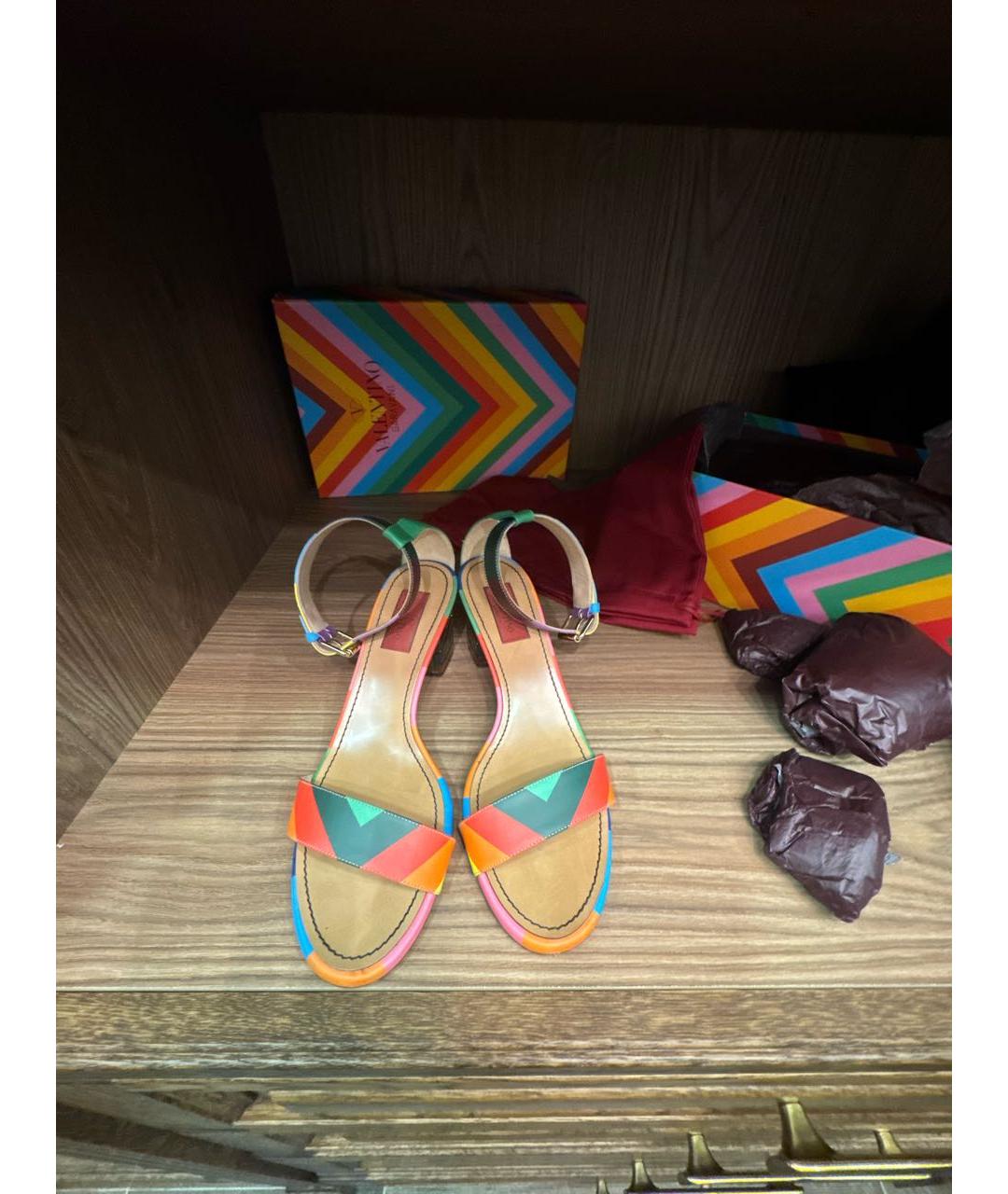VALENTINO Мульти кожаные босоножки, фото 6