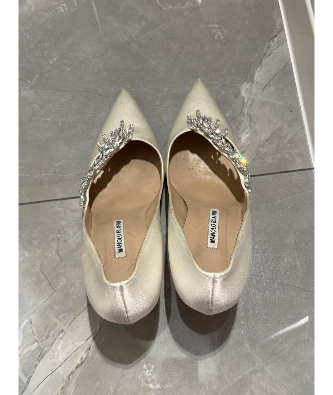 MANOLO BLAHNIK Белые текстильные туфли, фото 3