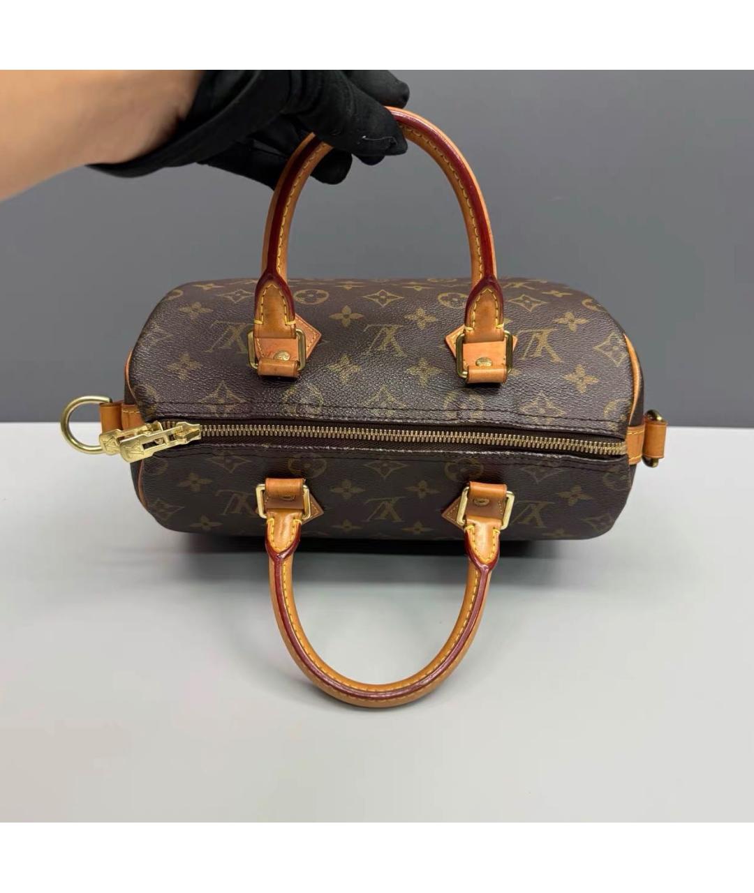 LOUIS VUITTON Коричневая кожаная сумка через плечо, фото 6