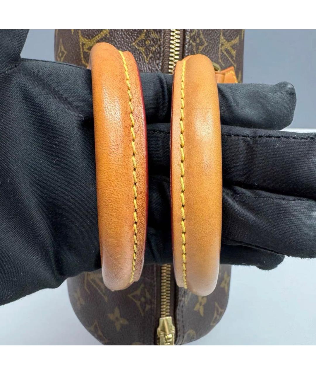 LOUIS VUITTON Коричневая кожаная сумка через плечо, фото 7