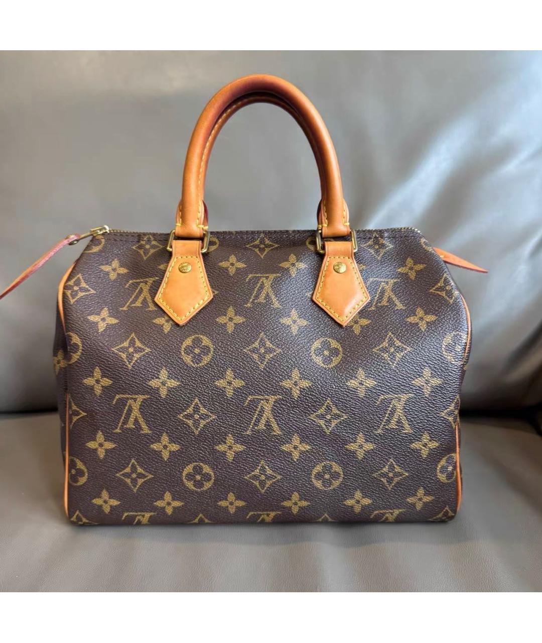 LOUIS VUITTON Коричневая кожаная сумка с короткими ручками, фото 2