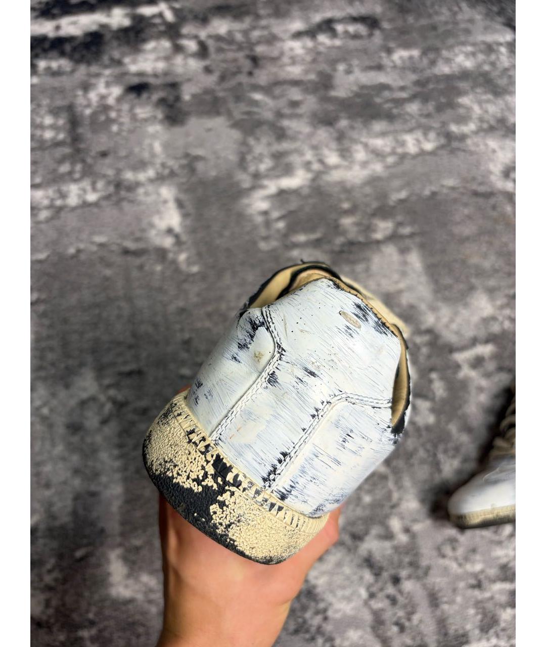 MAISON MARGIELA Белые низкие кроссовки / кеды из лакированной кожи, фото 6