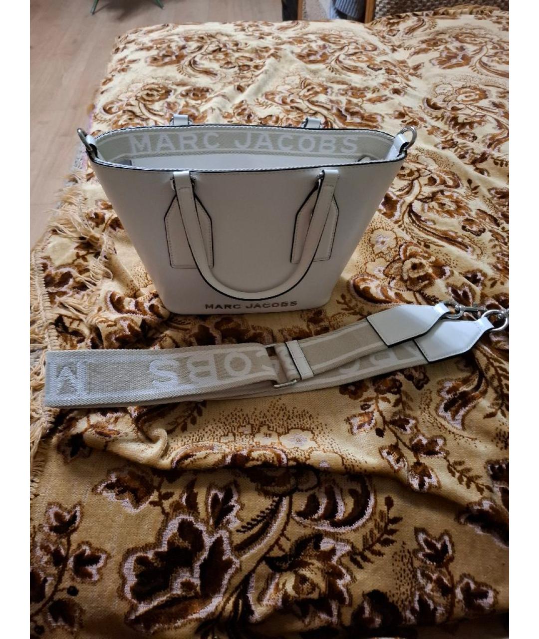 MARC JACOBS Белая кожаная сумка с короткими ручками, фото 6