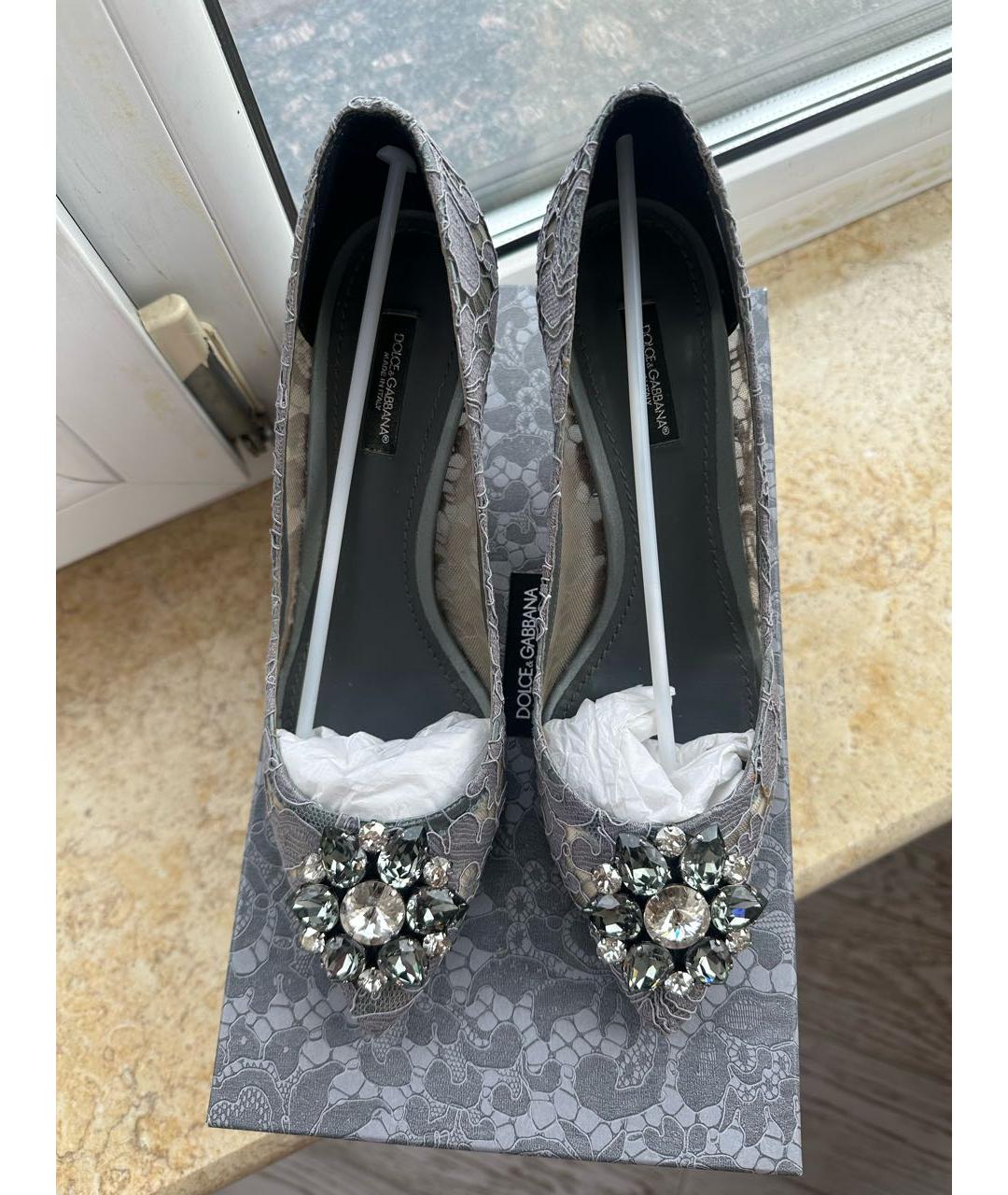 DOLCE&GABBANA Серебряные текстильные лодочки на низком каблуке, фото 4