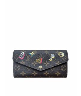 LOUIS VUITTON Кошелек