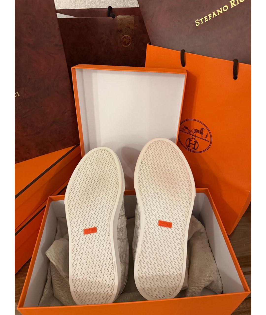 HERMES Белые низкие кроссовки / кеды из кожи аллигатора, фото 4