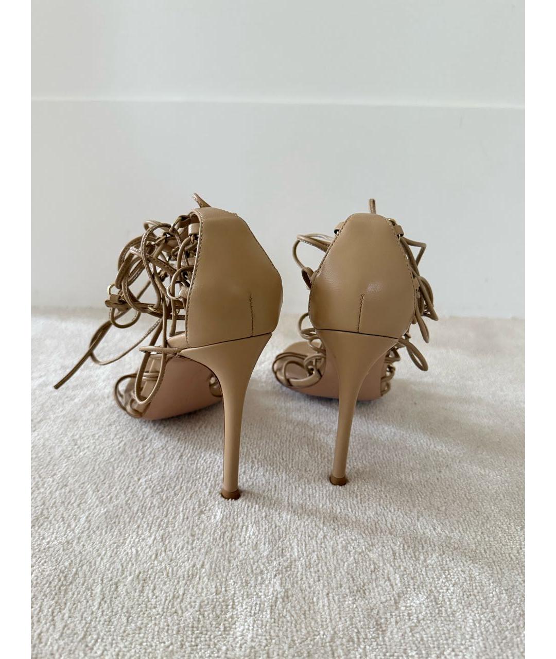 GIANVITO ROSSI Бежевые кожаные босоножки, фото 4