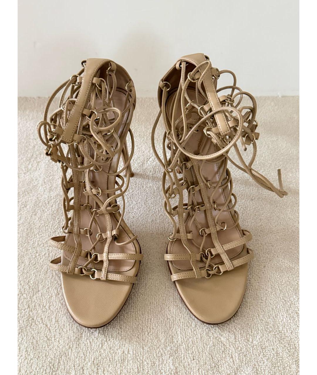 GIANVITO ROSSI Бежевые кожаные босоножки, фото 3