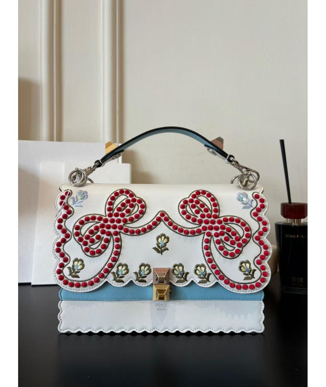 FENDI Белая сумка через плечо, фото 2