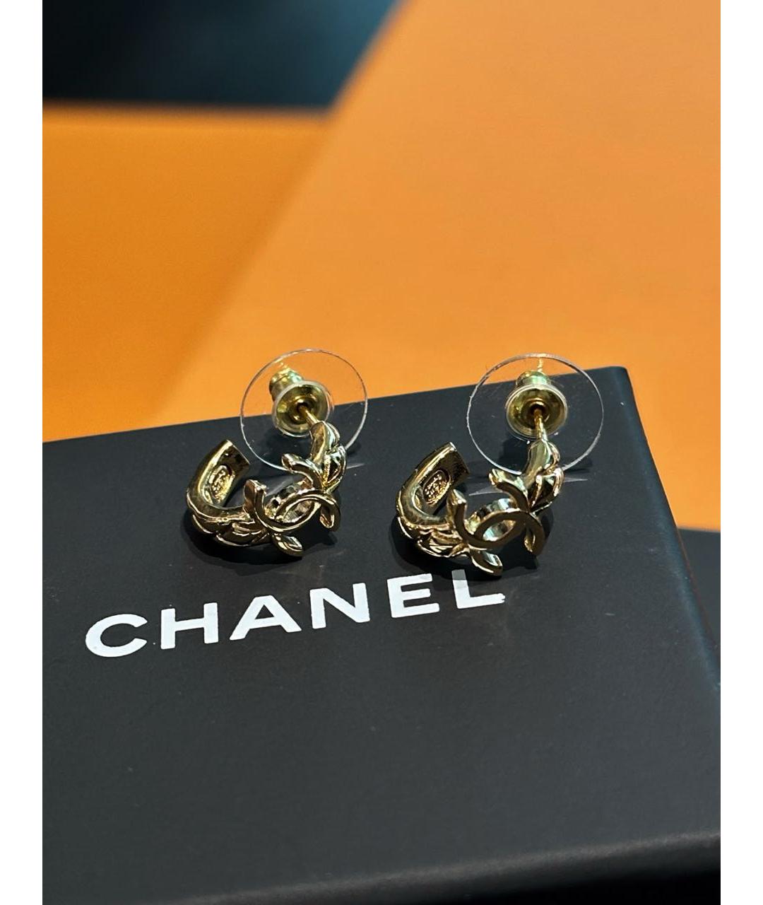 CHANEL Золотые серьги, фото 2