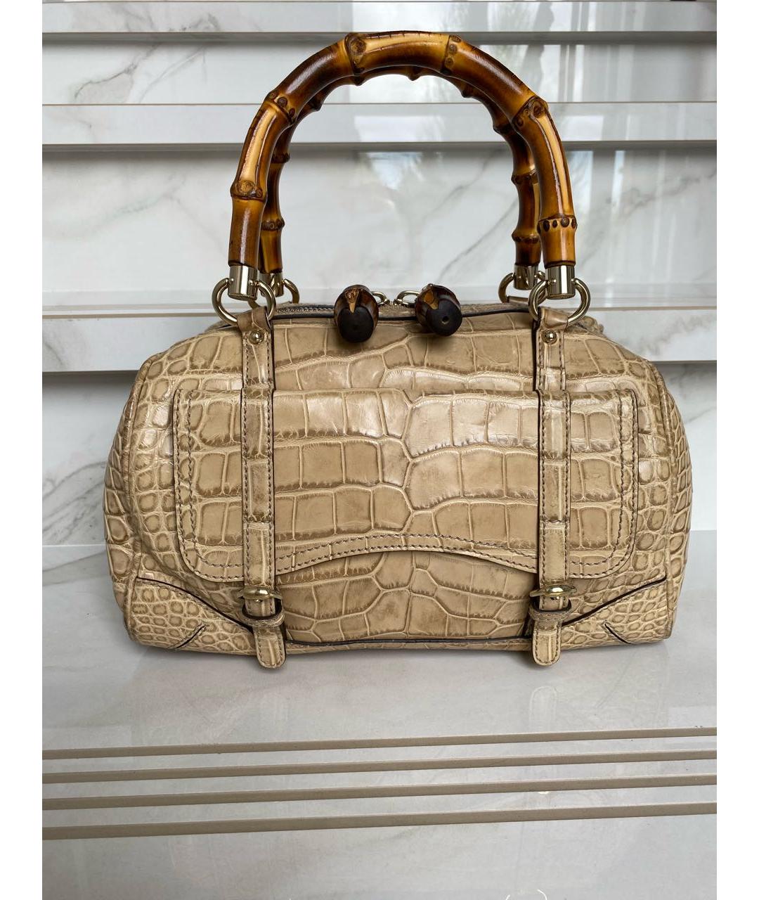GUCCI Бежевая сумка с короткими ручками из кожи аллигатора, фото 7