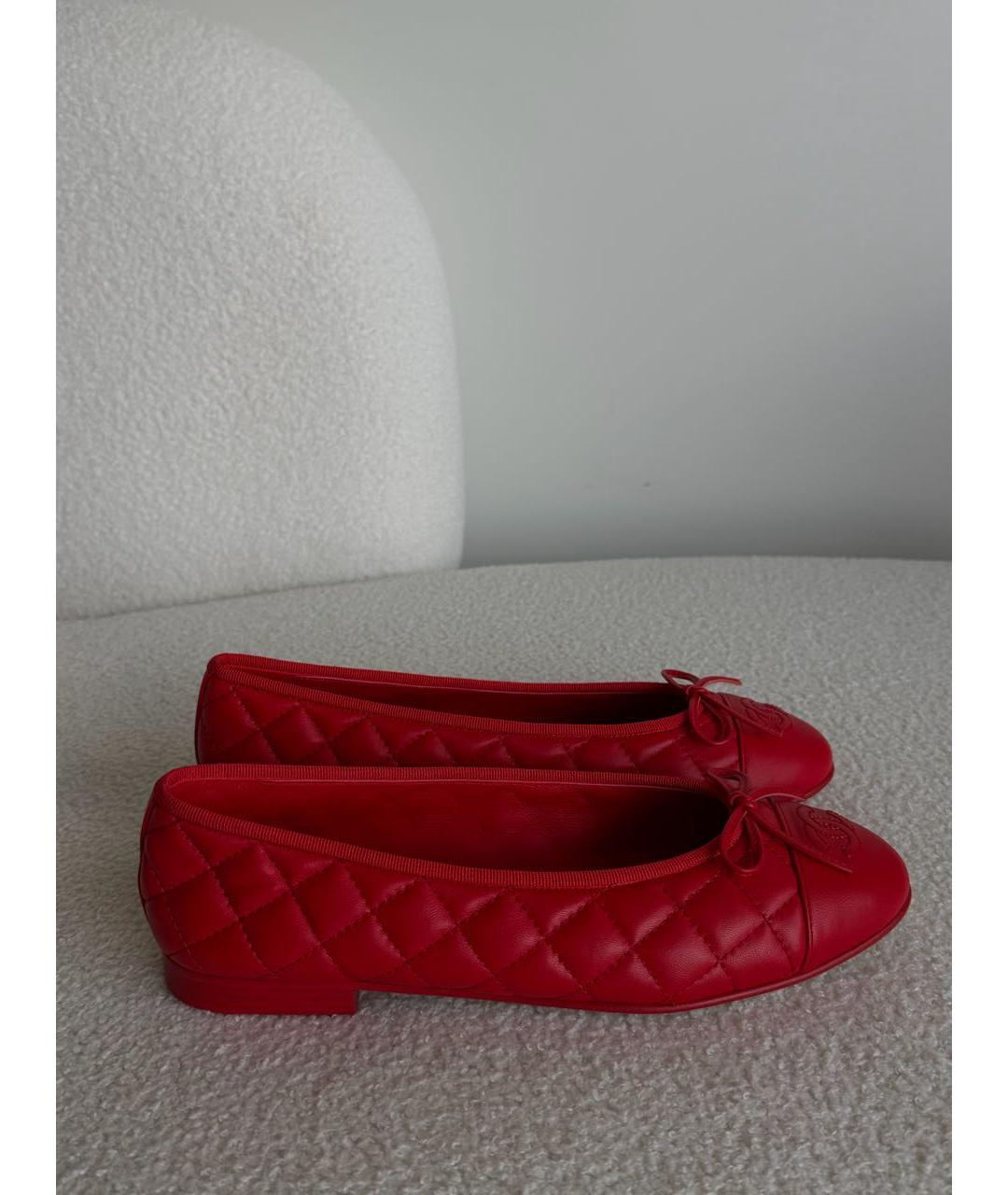 CHANEL Красные кожаные балетки, фото 5