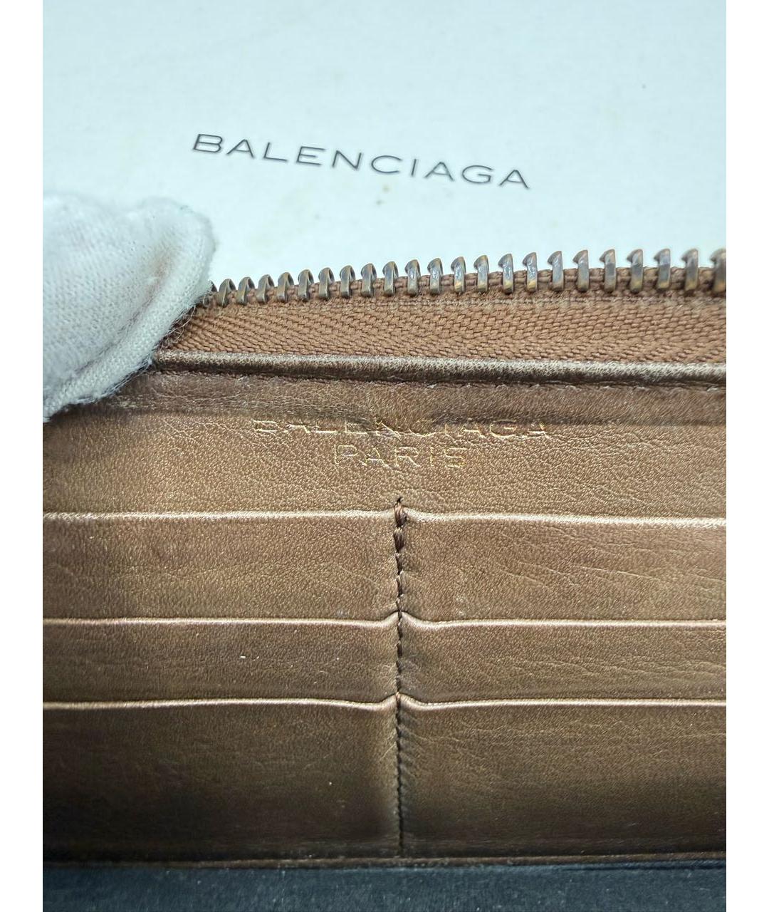 BALENCIAGA Коричневый кожаный кошелек, фото 6