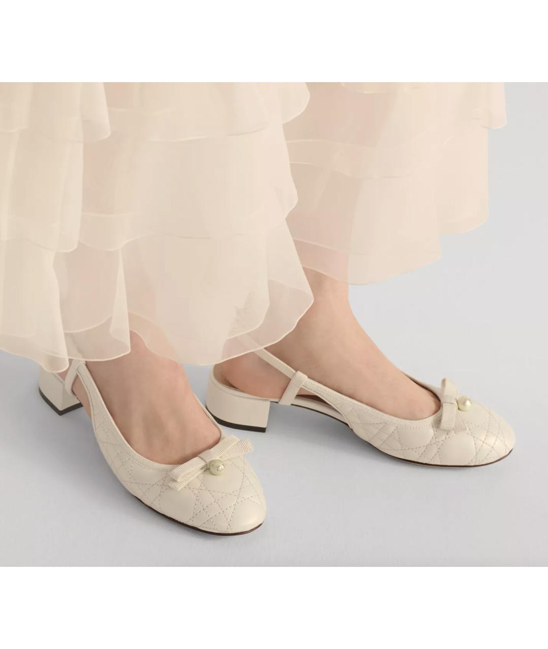 CHRISTIAN DIOR Белые кожаные босоножки, фото 2