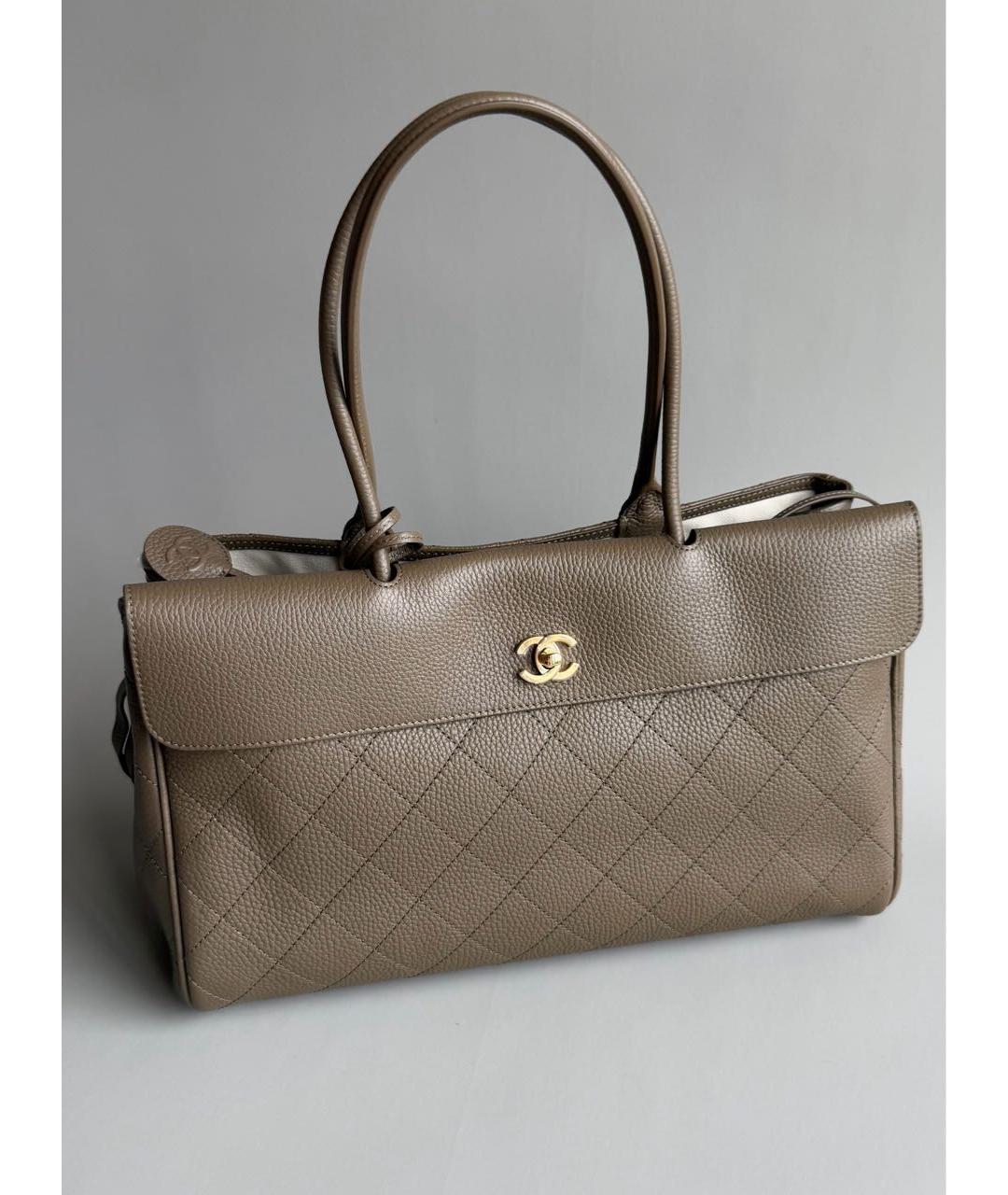 CHANEL Коричневая кожаная сумка через плечо, фото 3