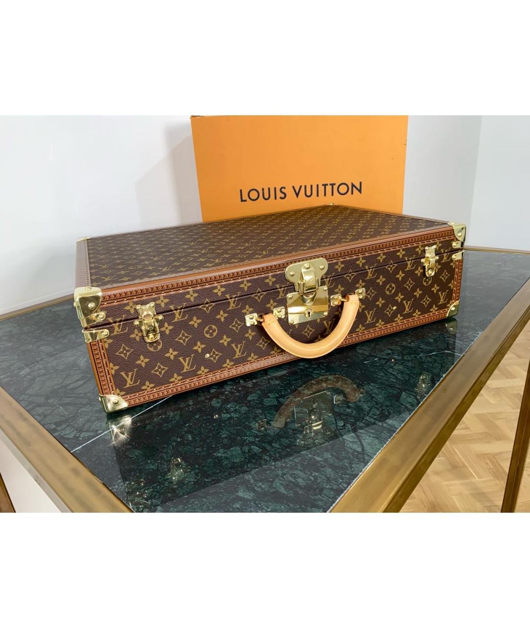 LOUIS VUITTON Коричневый кожаный чемодан, фото 7