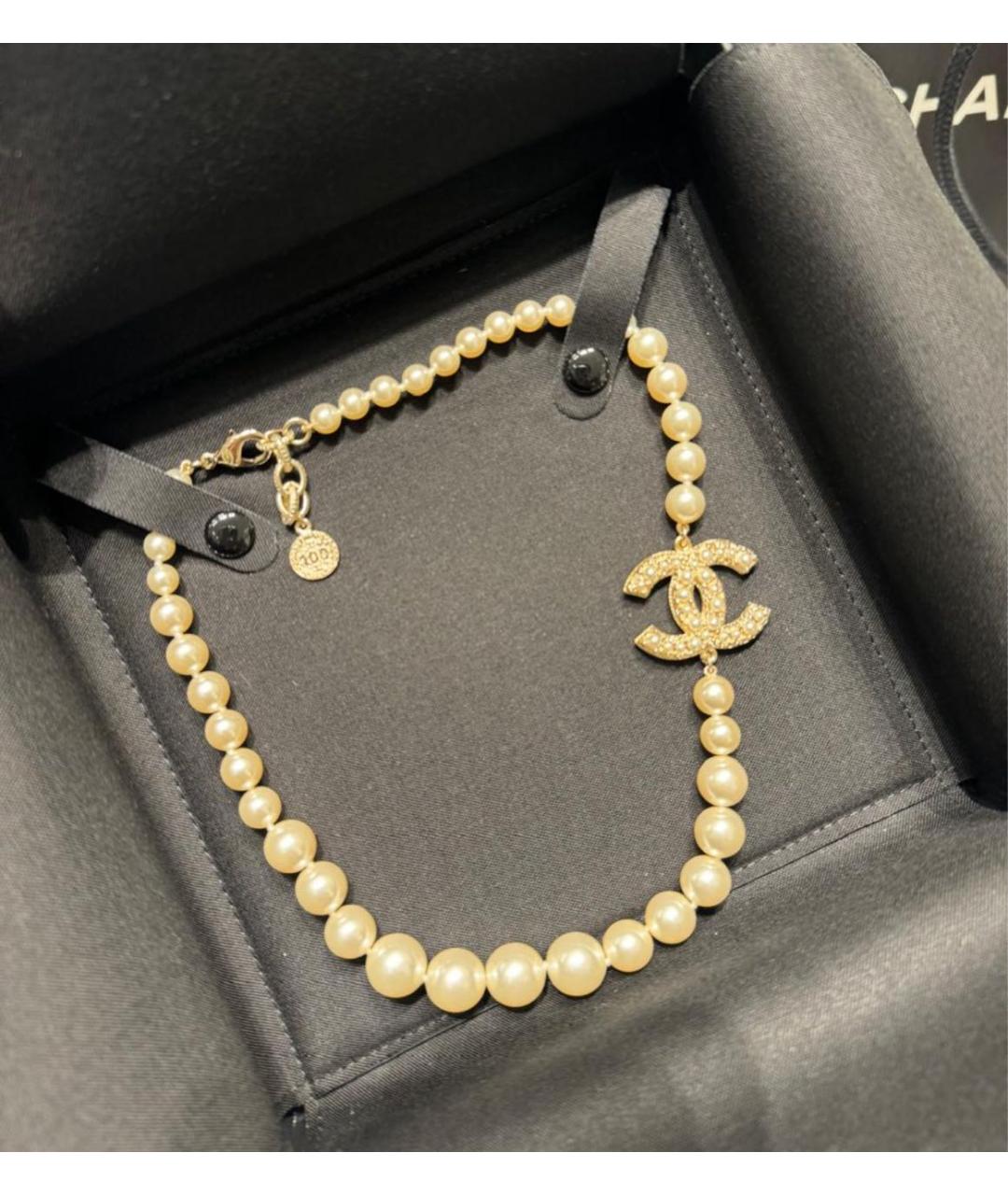 CHANEL Белая подвеска, фото 5
