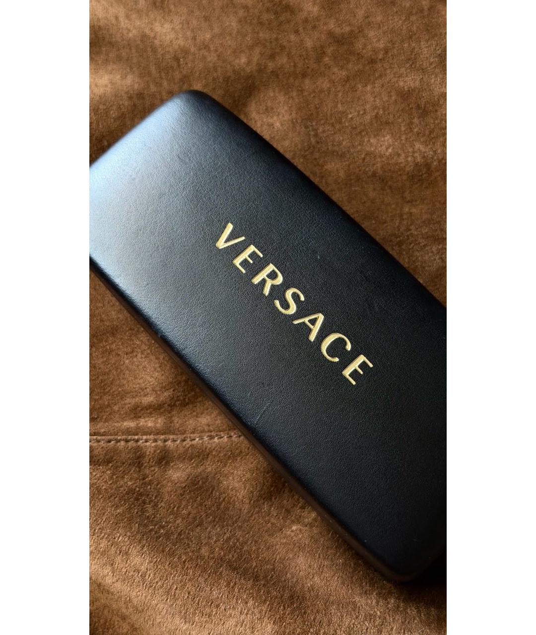 VERSACE Серые пластиковые солнцезащитные очки, фото 4